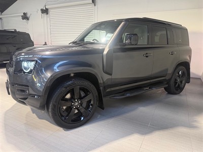 2022 Land Rover Defender - Thumbnail