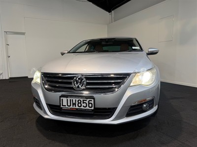 2009 Volkswagen Passat - Thumbnail