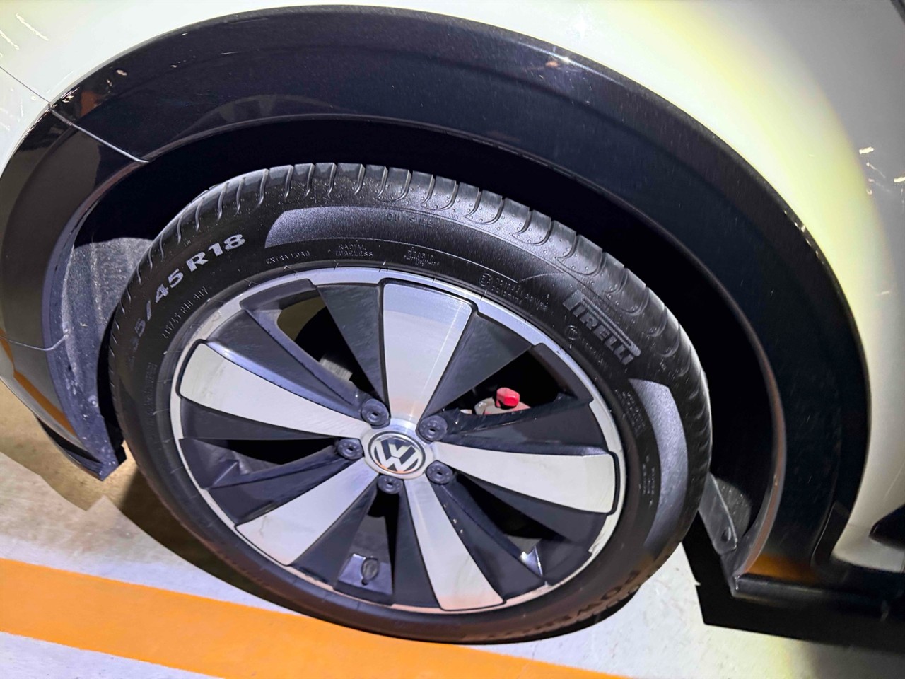 2017 Volkswagen Beetle