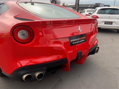 2013 Ferrari F12 - Thumbnail