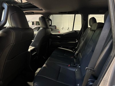 2026 Toyota Land Cruiser Prado - Thumbnail