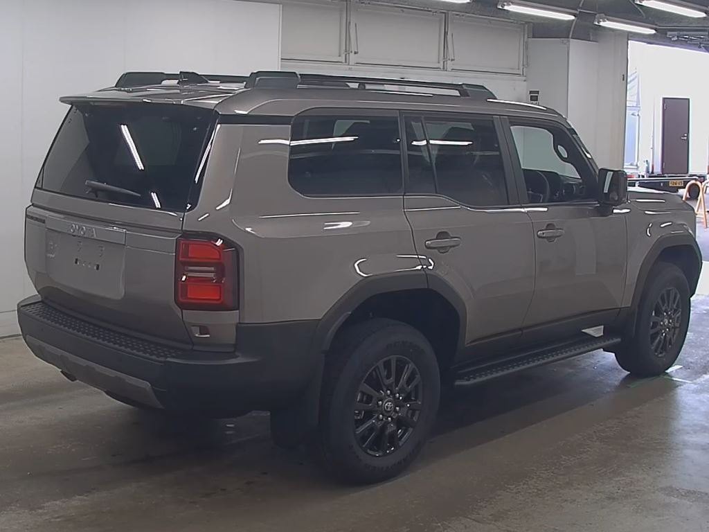 2026 Toyota Land Cruiser Prado