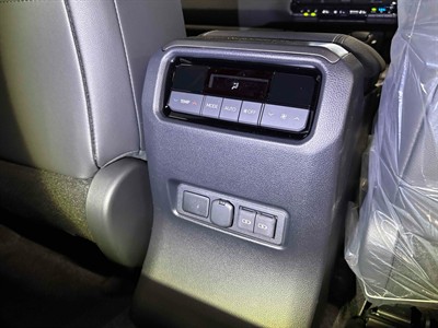2026 Toyota Land Cruiser Prado - Thumbnail