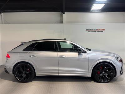 2021 Audi RS Q8 - Thumbnail