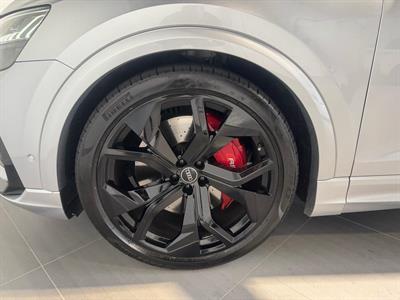 2021 Audi RS Q8 - Thumbnail
