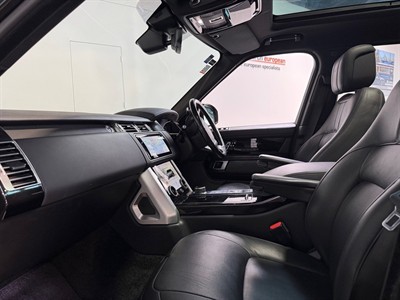 2020 Land Rover Range Rover - Thumbnail