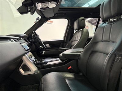 2020 Land Rover Range Rover - Thumbnail