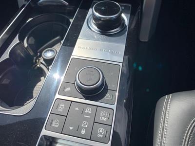 2017 Land Rover Range Rover - Thumbnail