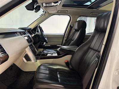 2015 Land Rover Range Rover Vogue - Thumbnail