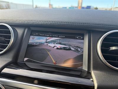 2015 Land Rover Discovery - Thumbnail