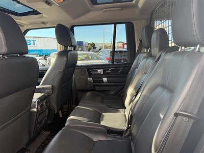 2015 Land Rover Discovery - Thumbnail