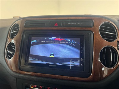 2013 Volkswagen Tiguan - Thumbnail