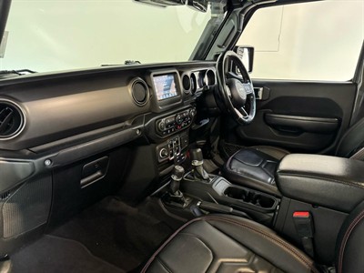 2022 Jeep Gladiator - Thumbnail