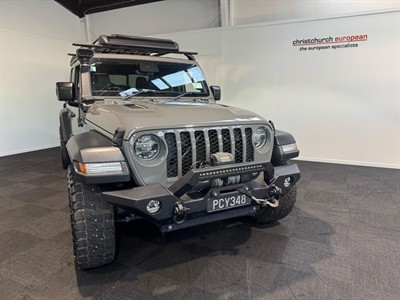 2022 Jeep Gladiator - Thumbnail