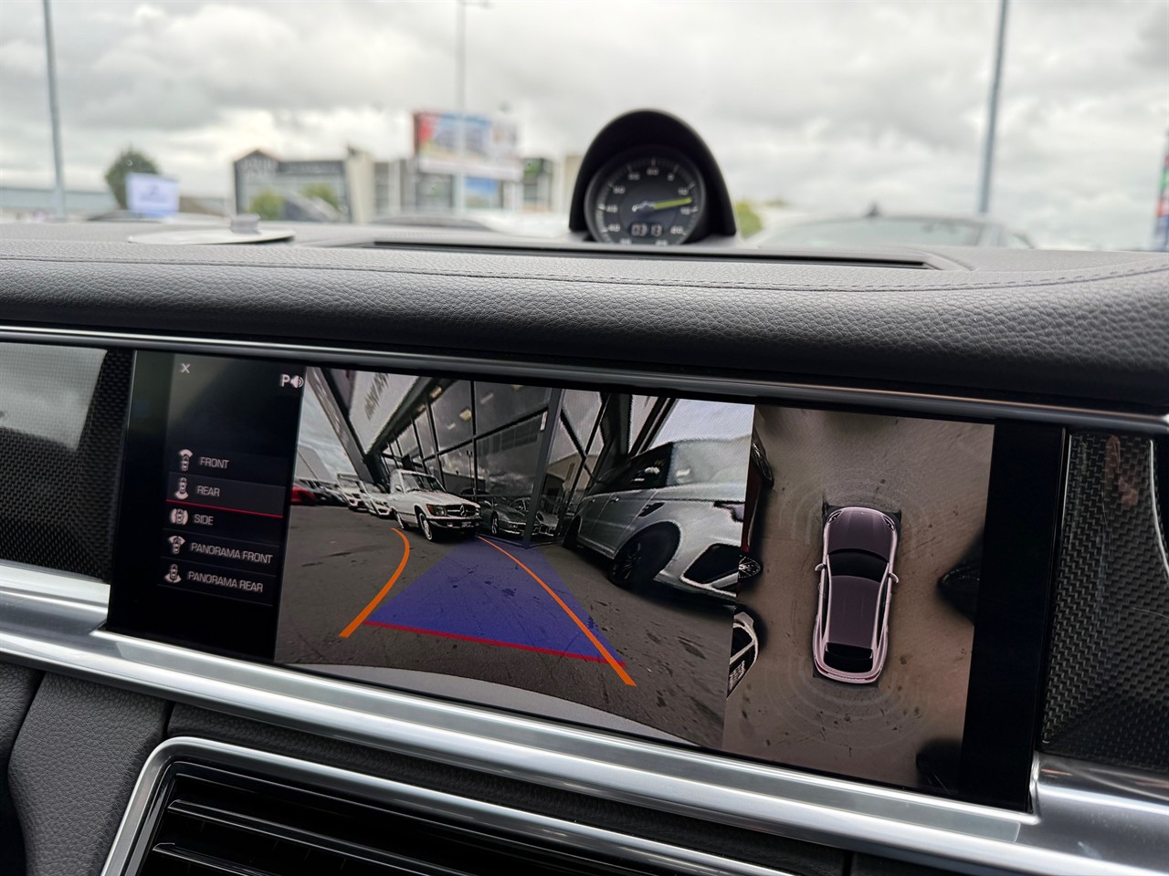 2018 Porsche Panamera
