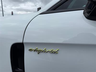 2018 Porsche Panamera - Thumbnail