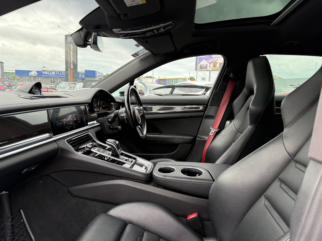 2018 Porsche Panamera