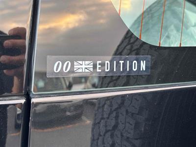 2020 Land Rover Defender - Thumbnail