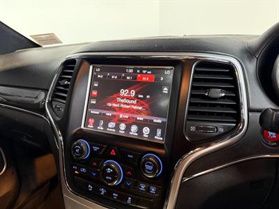 2015 Jeep Grand Cherokee - Thumbnail