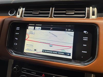 2015 Land Rover Range Rover - Thumbnail