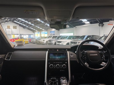 2019 Land Rover Discovery - Thumbnail