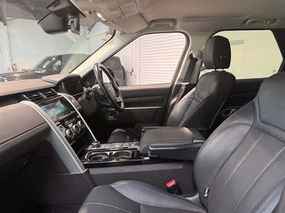 2019 Land Rover Discovery - Thumbnail