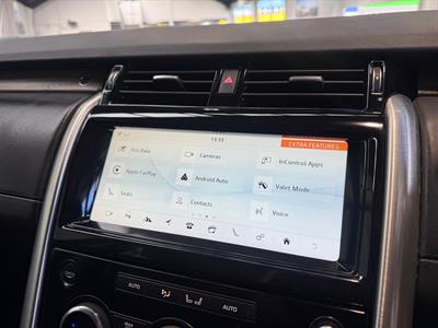 2017 Land Rover Discovery - Thumbnail