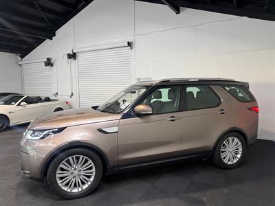 2017 Land Rover Discovery - Thumbnail