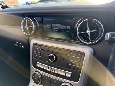 2016 Mercedes-Benz SLC - Thumbnail