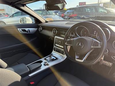 2016 Mercedes-Benz SLC - Thumbnail