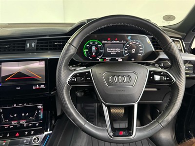 2022 Audi E-Tron - Thumbnail