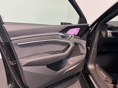 2022 Audi E-Tron - Thumbnail