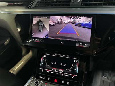 2022 Audi E-Tron - Thumbnail