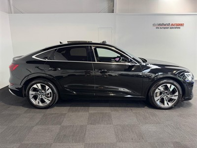 2022 Audi E-Tron - Thumbnail