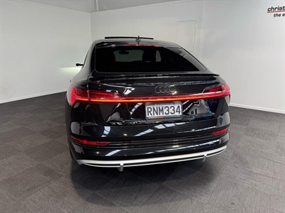 2022 Audi E-Tron - Thumbnail