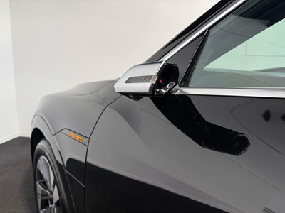 2022 Audi E-Tron - Thumbnail