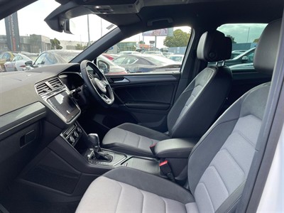 2018 Volkswagen Tiguan - Thumbnail