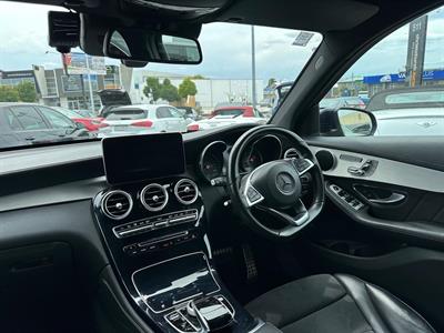 2016 Mercedes-Benz GLC 250 - Thumbnail
