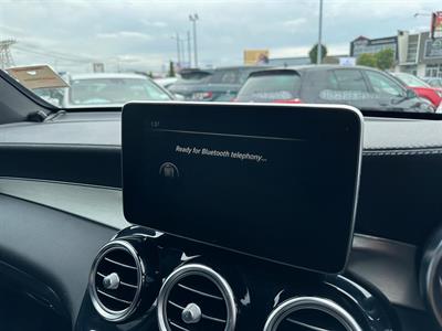 2016 Mercedes-Benz GLC 250 - Thumbnail