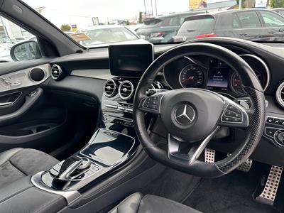 2016 Mercedes-Benz GLC 250 - Thumbnail