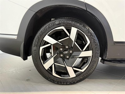 2024 Hyundai Santa Fe - Thumbnail