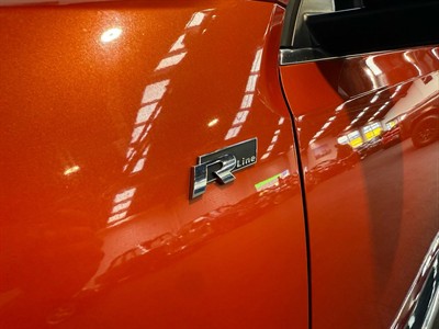 2019 Volkswagen Beetle - Thumbnail