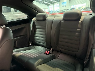 2019 Volkswagen Beetle - Thumbnail