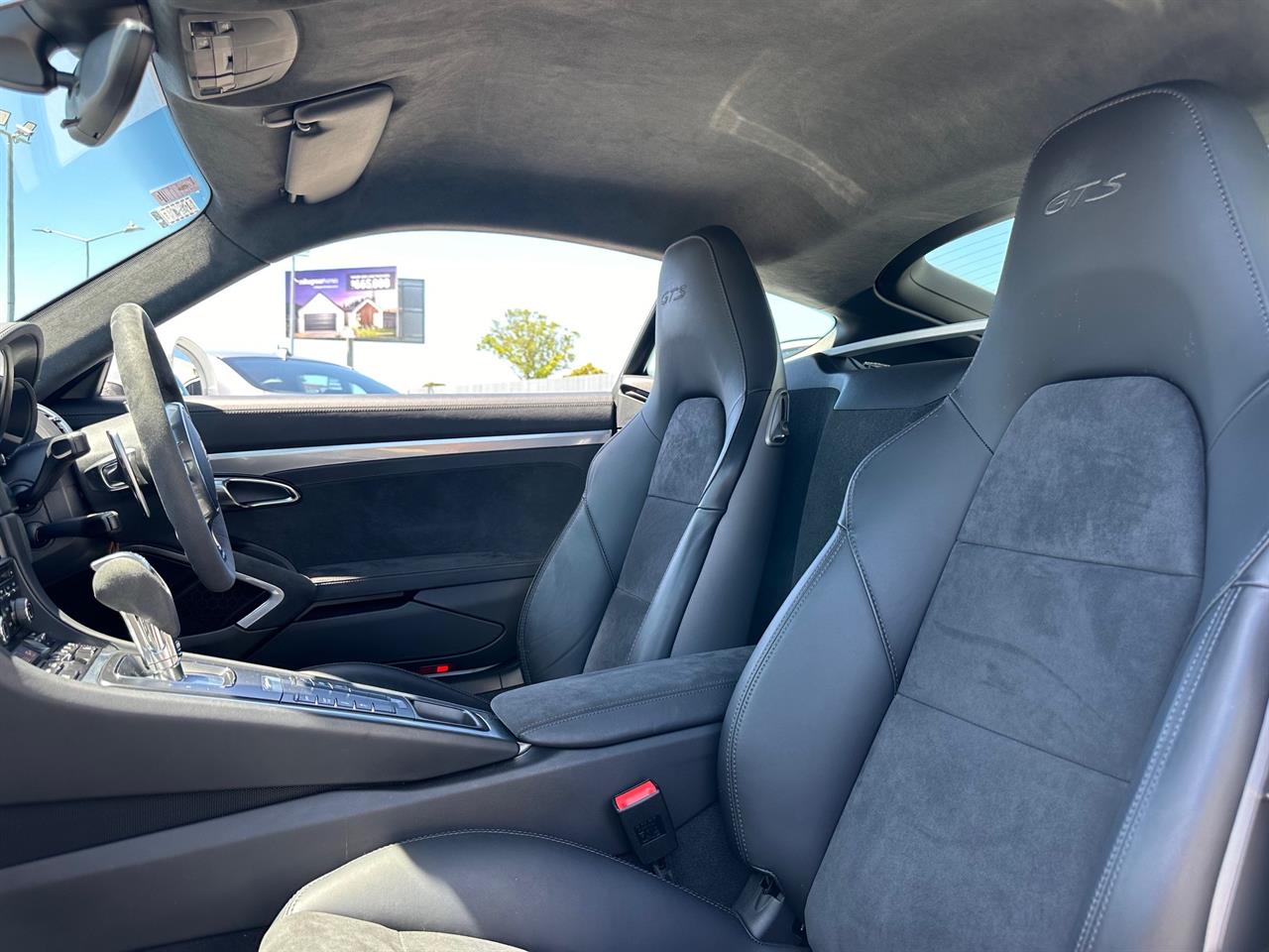 2015 Porsche Cayman
