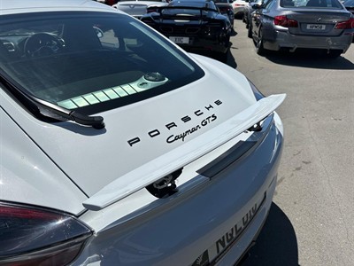 2015 Porsche Cayman - Thumbnail