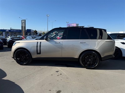 2022 Land Rover Range Rover - Thumbnail