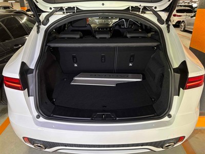 2018 Jaguar E-Pace - Thumbnail