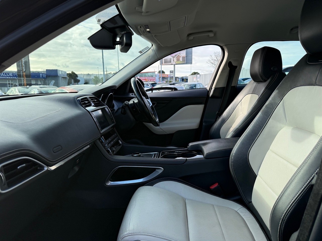 2017 Jaguar F-Pace