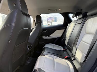 2017 Jaguar F-Pace - Thumbnail
