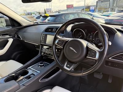 2017 Jaguar F-Pace - Thumbnail